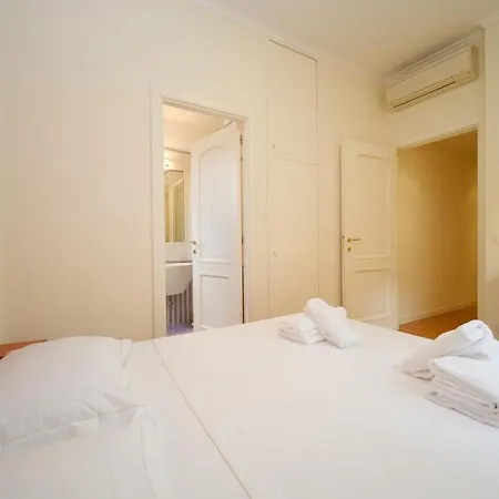 Apartment Juan&elisa Trevi By Buddyrent Rome