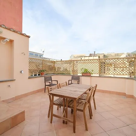 Apartment Juan&elisa Trevi By Buddyrent *