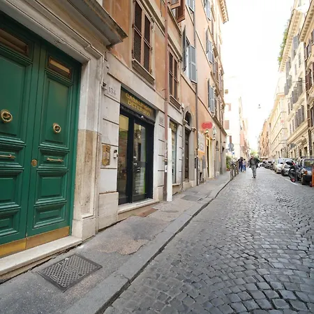 Appartamento Juan&elisa Trevi By Buddyrent