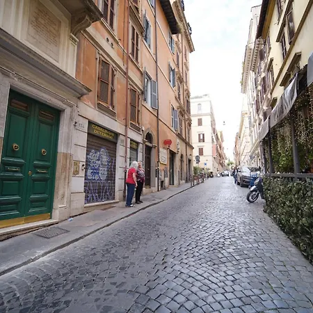 Juan&elisa Trevi By Buddyrent * Roma
